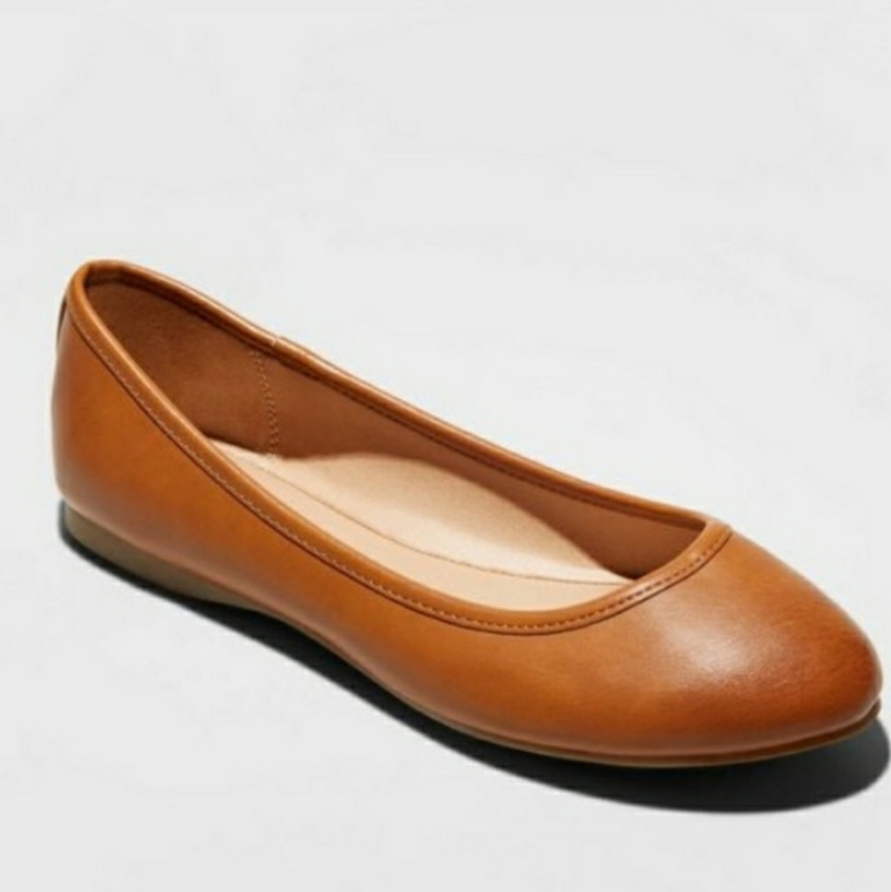 WOMEN'S CONGAC ROUND TOE CLASSIC BALLET FLATS